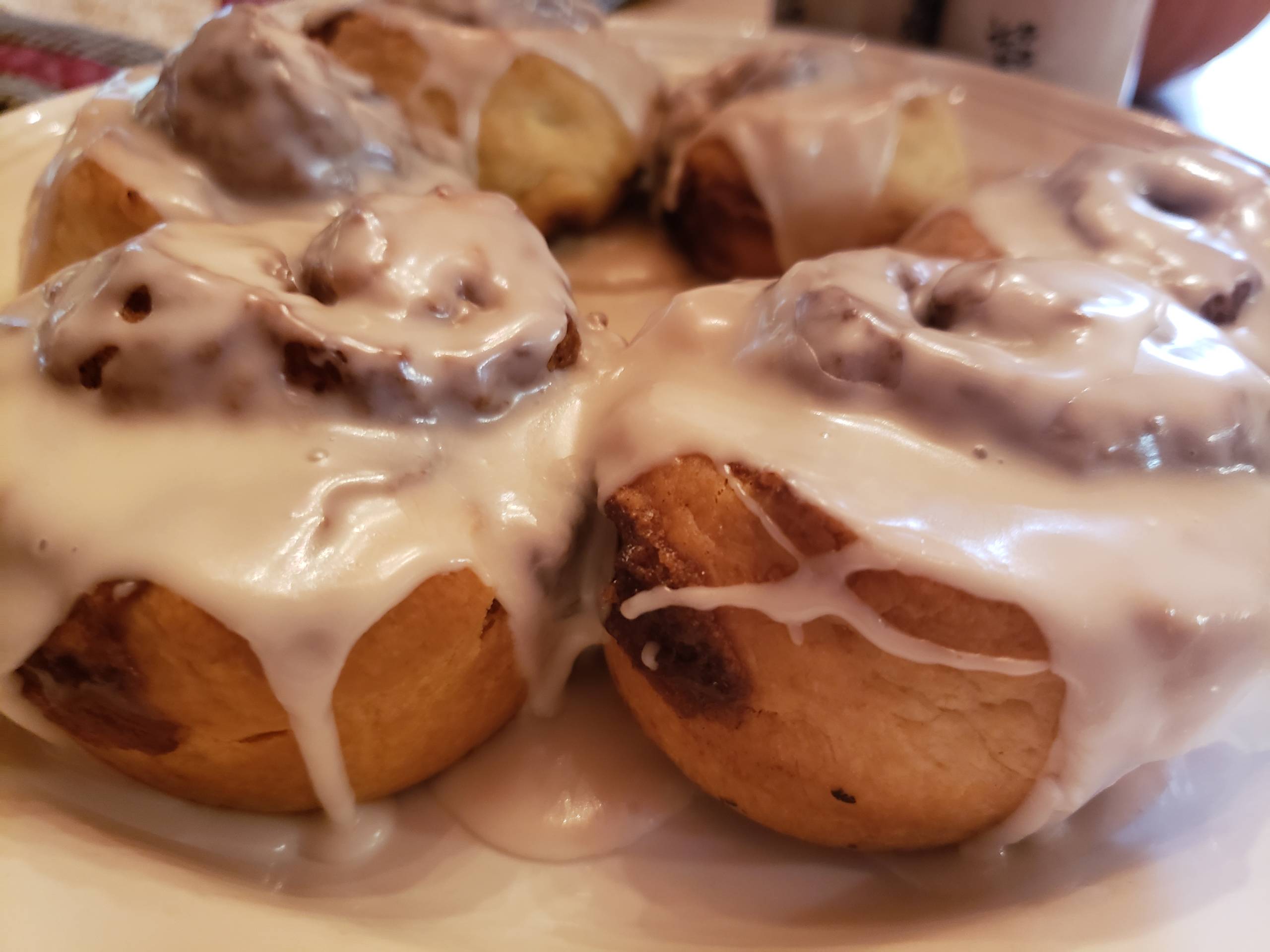 Cinnamon Rolls Christmas Brunch